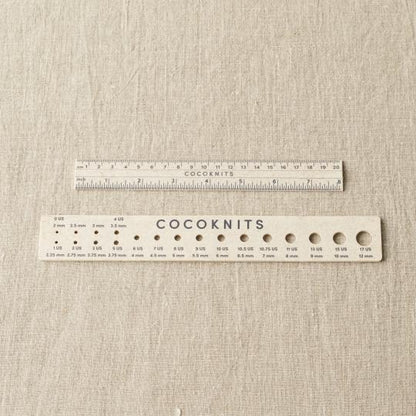 Coco Knits - RULER AND NEEDLE GAUGE SET